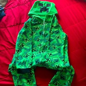 green pajamas, minecraft, size L child